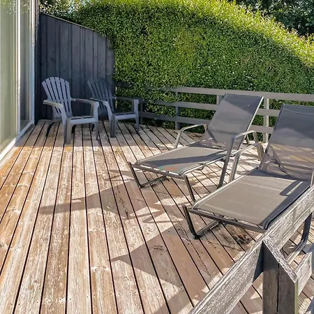 3 Bedroom Awesome In Bjert Holiday home Binderup Strand